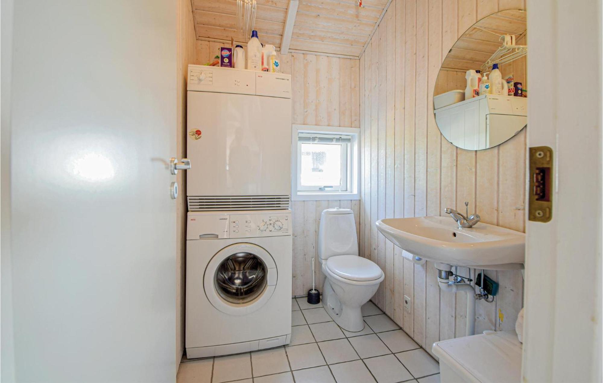 Amazing Home In Bjert With Wifi Binderup Strand Eksteriør bilde