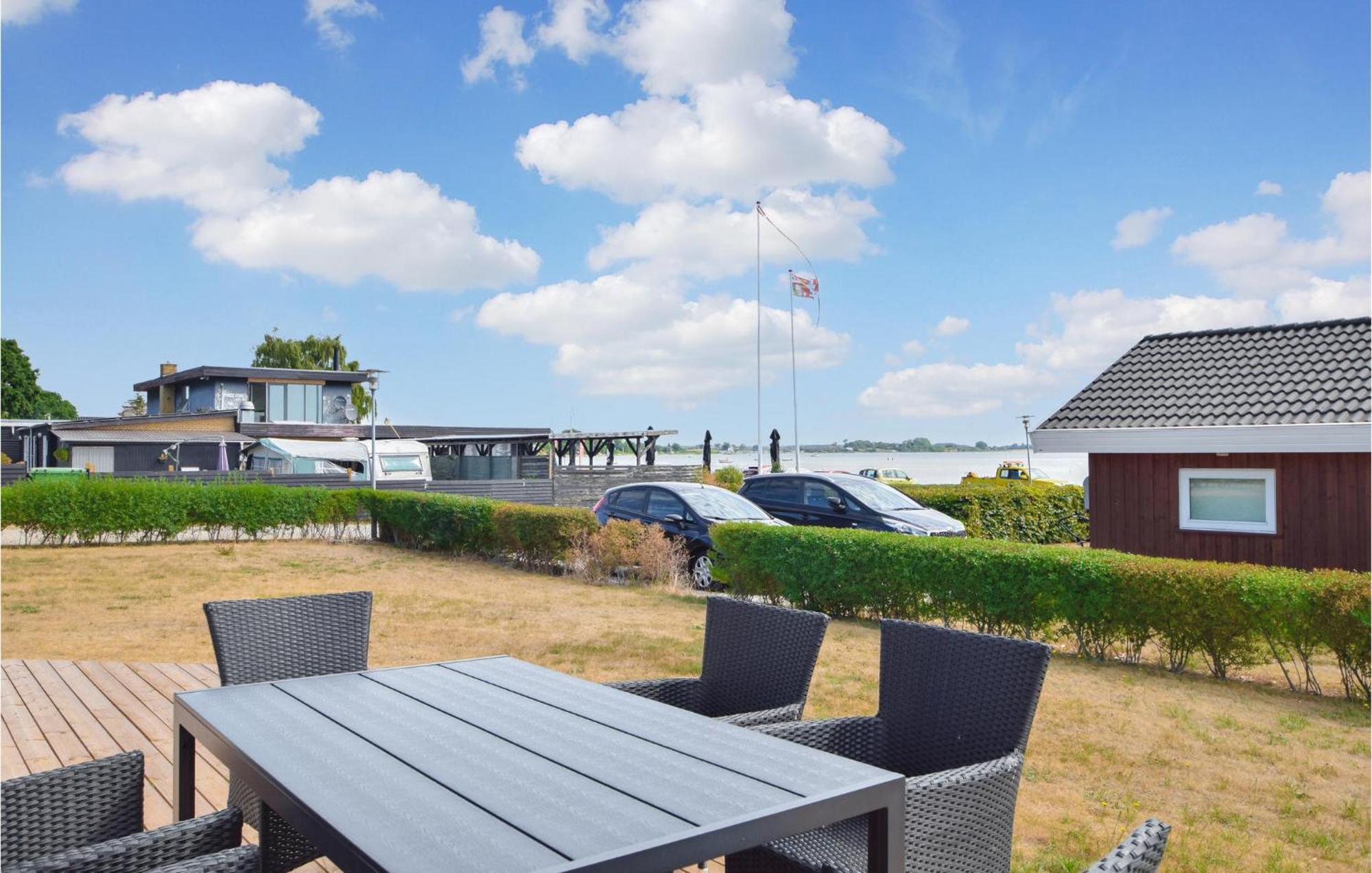 Amazing Home In Bjert With Wifi Binderup Strand Eksteriør bilde
