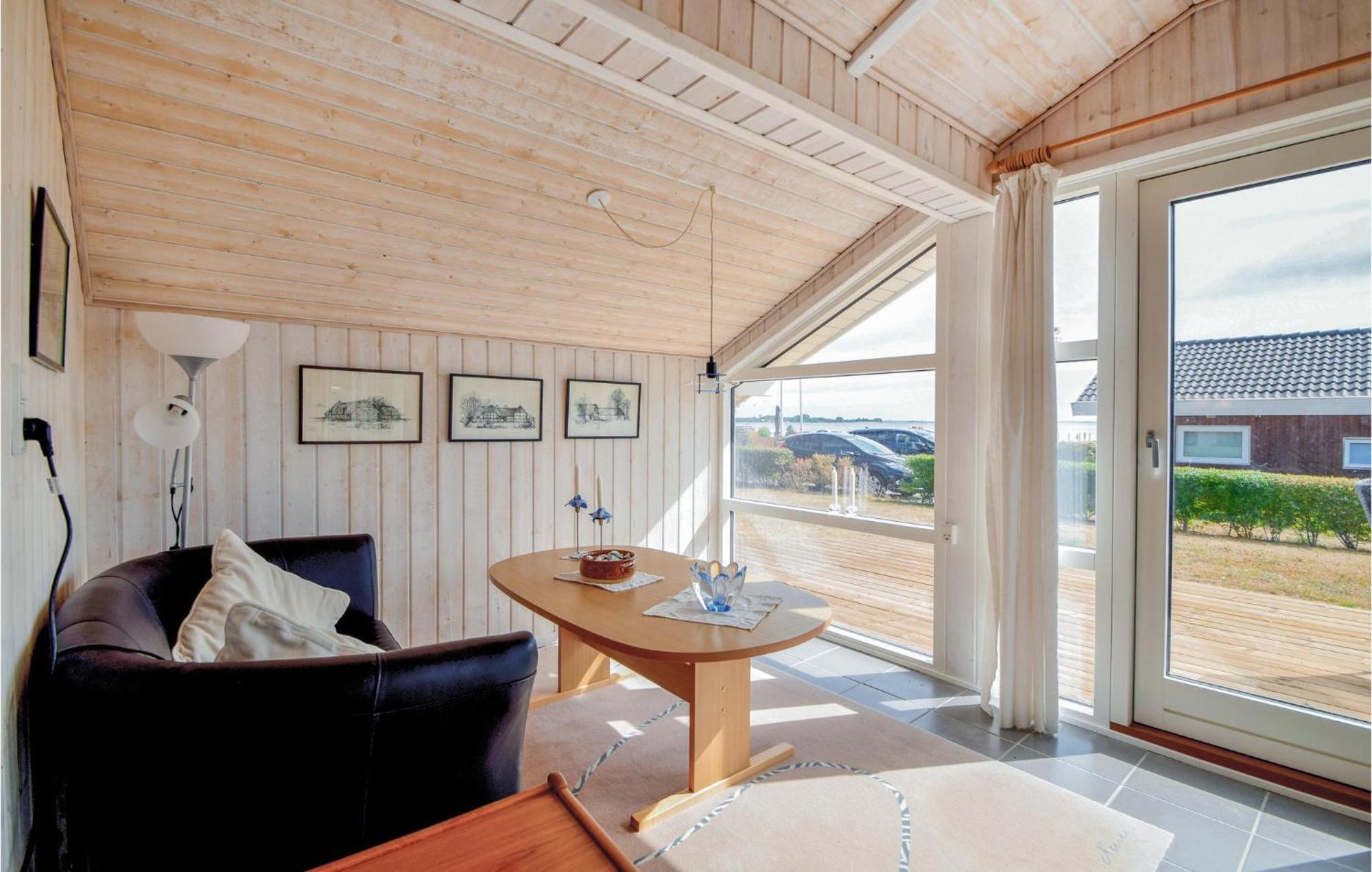Amazing Home In Bjert With Wifi Binderup Strand Eksteriør bilde